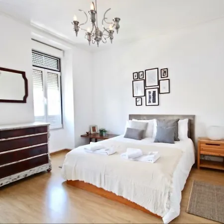 Akicity Moniz Belic Apartamento